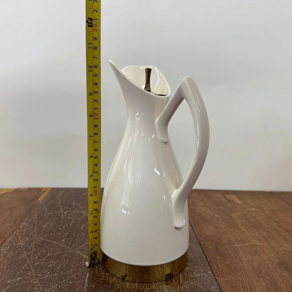 Vintage Ceramic KENILWORTH Mid Century Modern White Gold‎ Pitcher MCM Lid Rare